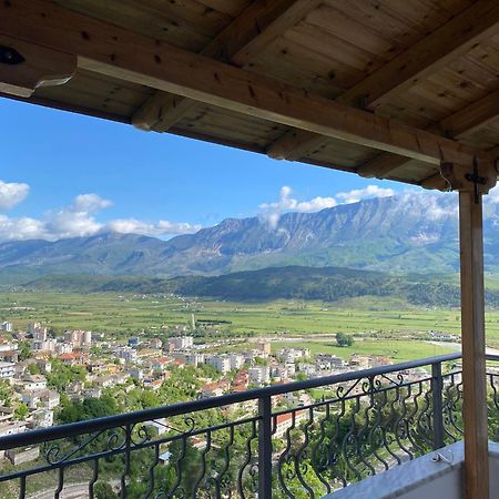 Guest House Persa Gjirokastër Esterno foto